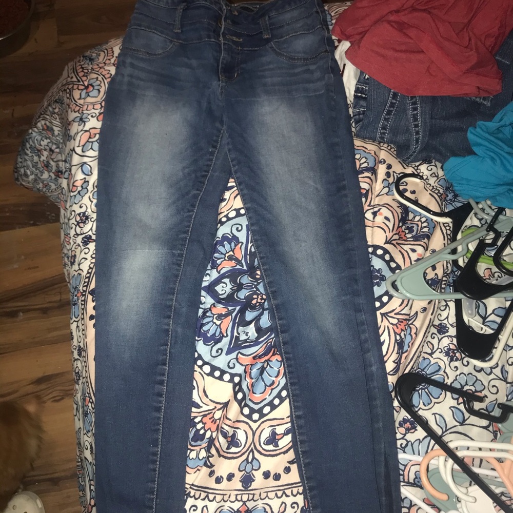 Jeans